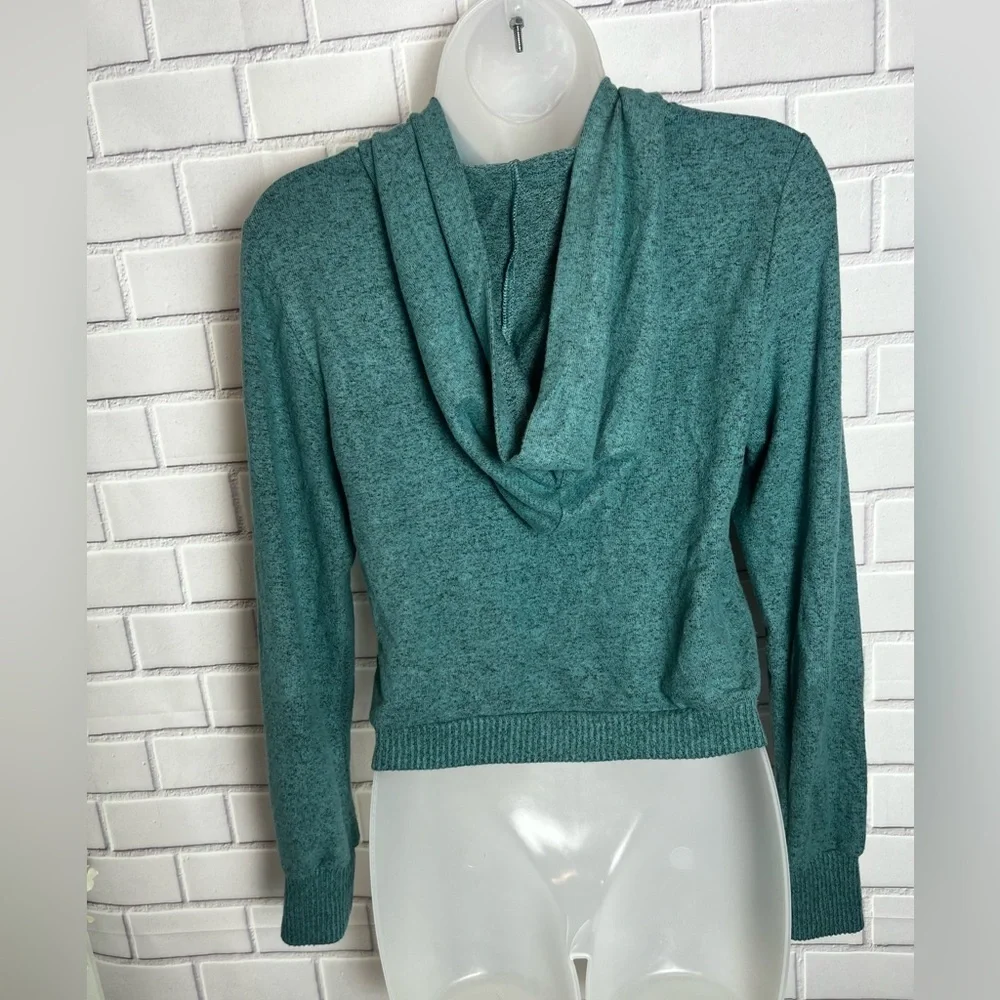 No Boundaries Women’s Green 2-Piece Hoodie & Flare Pants Set casual comfort/M